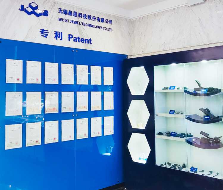 彩虹攜手晶晟科技打造信息化平臺，以科技賦能搶占行業(yè)制高點